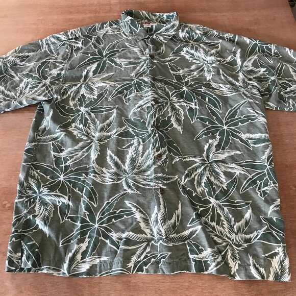 Hilo Hattie 100% Silk Hawaiian Shirt Men 2XL Green Floral Button Up Pocket 16908 - Picture 1 of 13